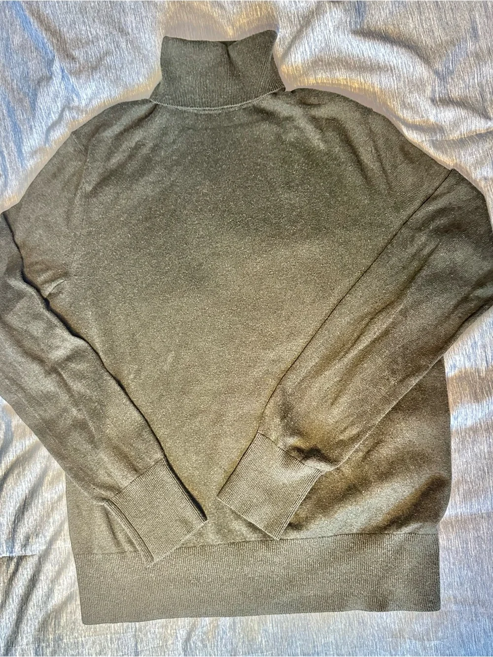 Banana Republic Men’s S Gray Cashmere Ribbed Knit Turtleneck Long Sleeve Sweater